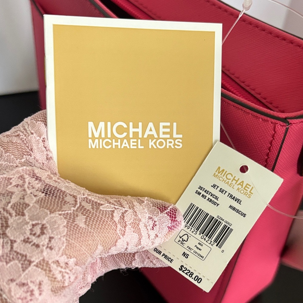 ☀️Michael Michael Kors Jet Set small Travel Crossbody Bag Hibiscus With Dust Bag - Picture 9 of 12